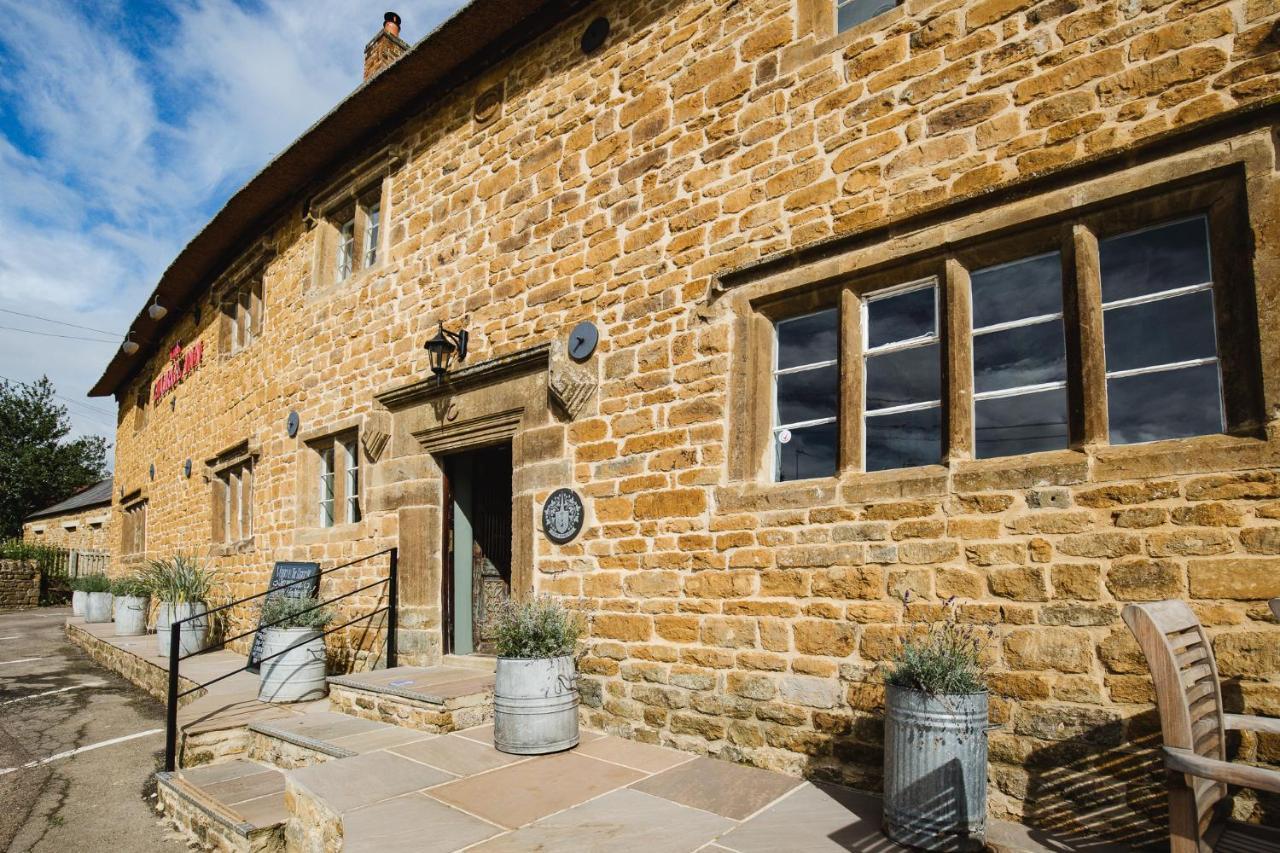 The George Inn Barford St Michael Exteriör bild The Old School House, now a pub