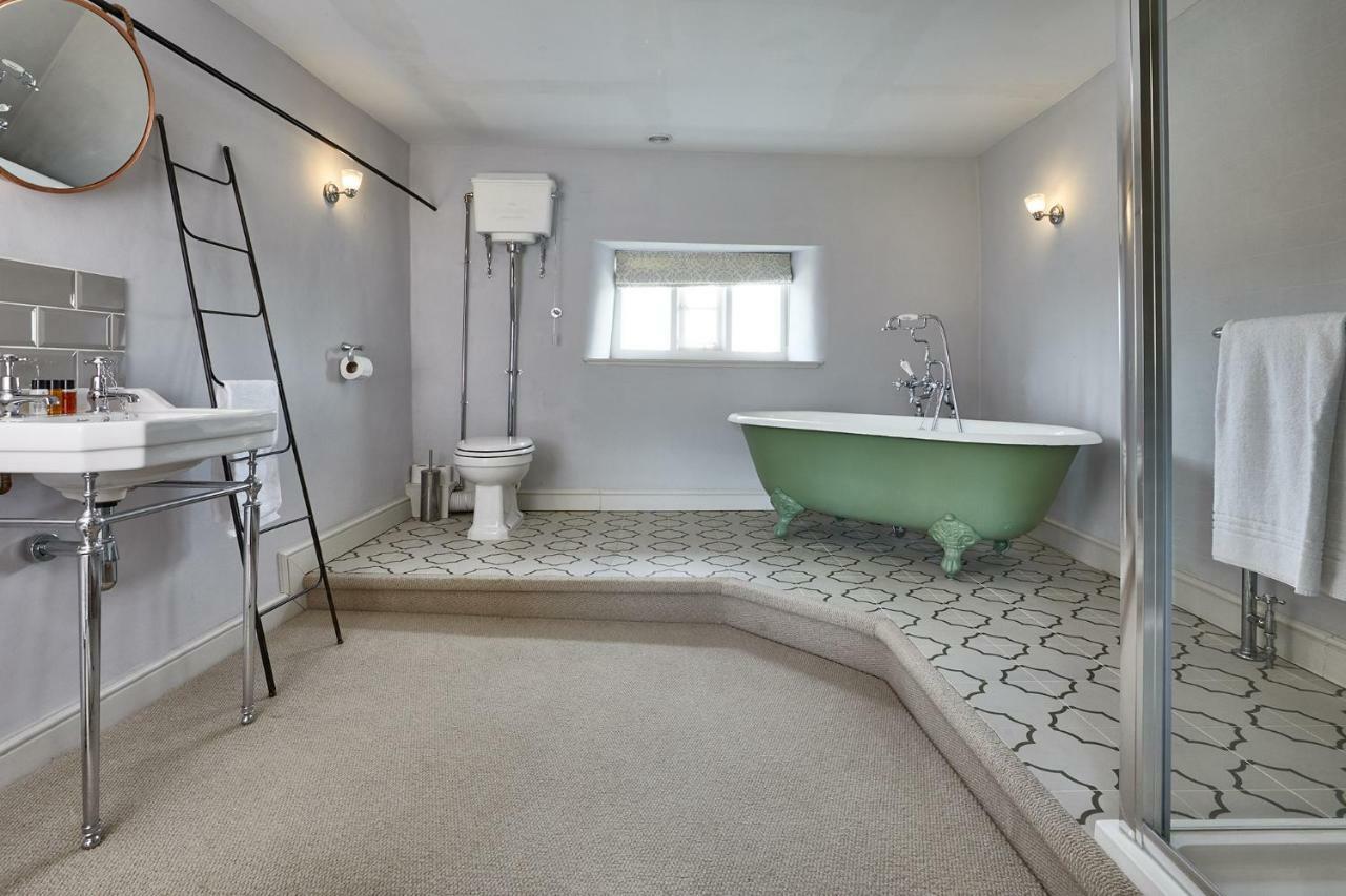 The George Inn Barford St Michael Exteriör bild Bathroom
